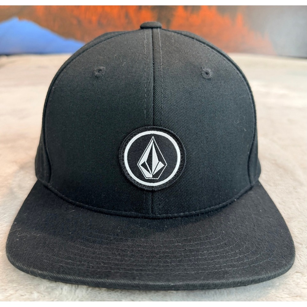Volcom Kids Snapback Hat Black Embroidered Circle Stone Logo‎ OS